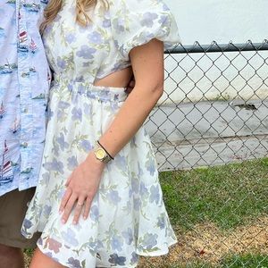 Babydoll cut out floral dress